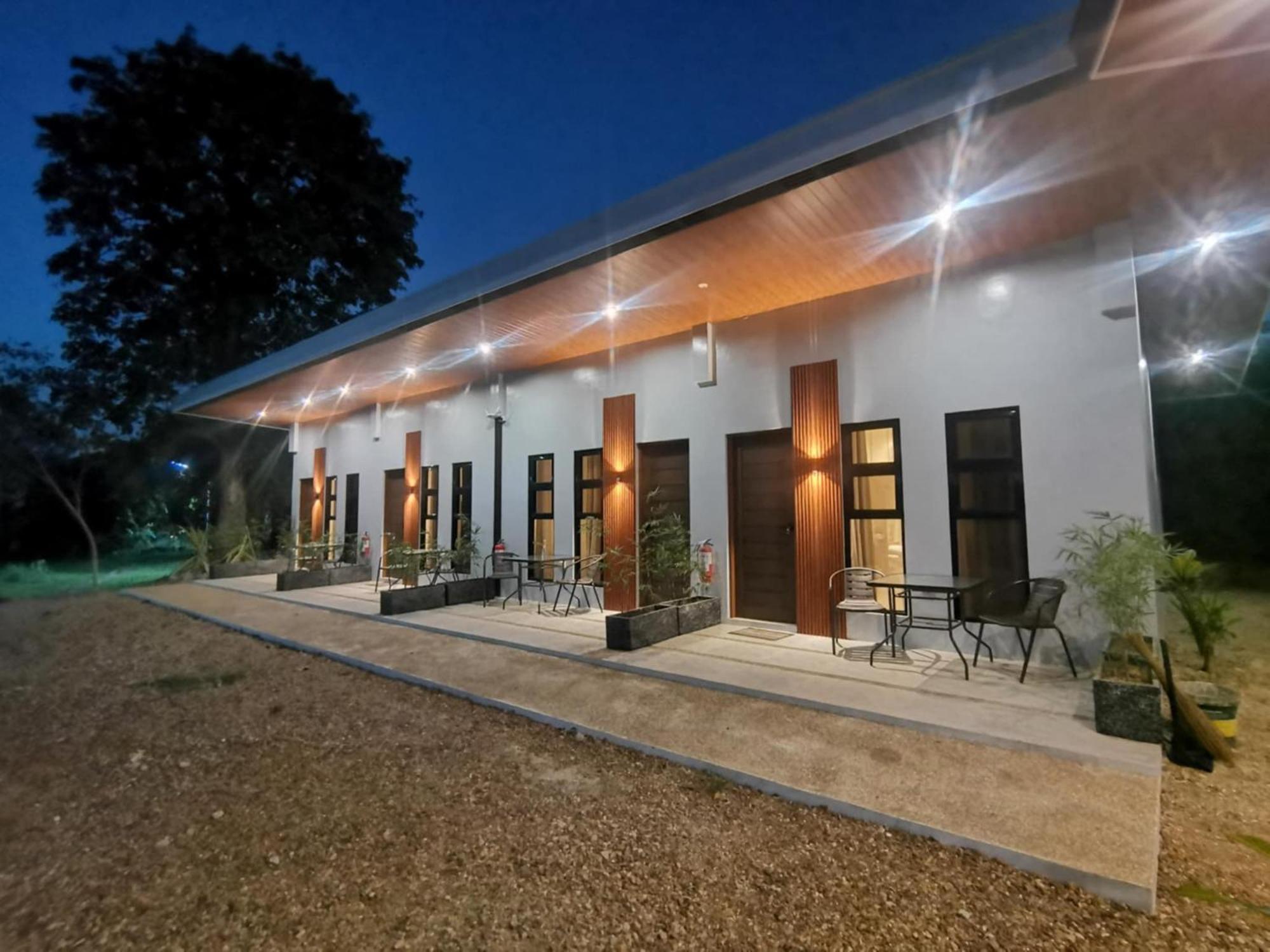 Lodge Orchrd *